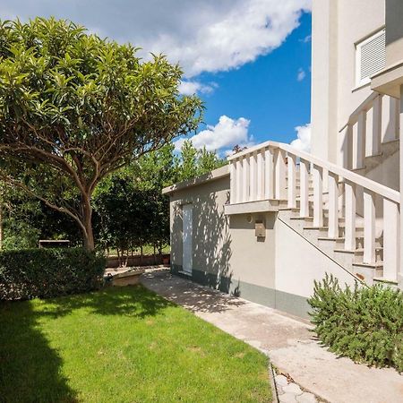 Otium Apartment Kaštela Екстериор снимка