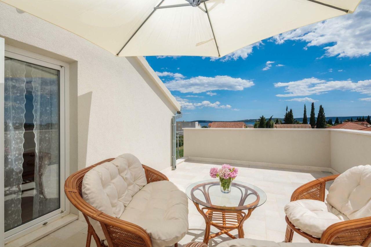 Otium Apartment Kaštela Екстериор снимка