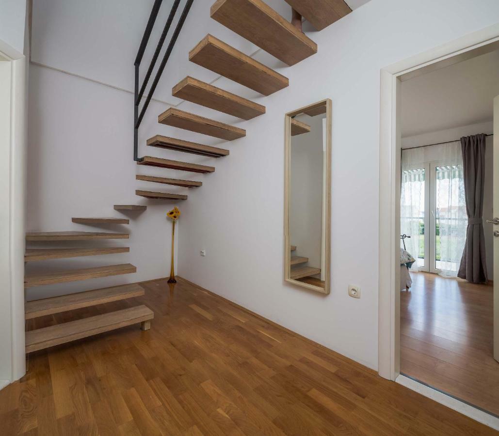 Otium Apartment Kaštela Екстериор снимка