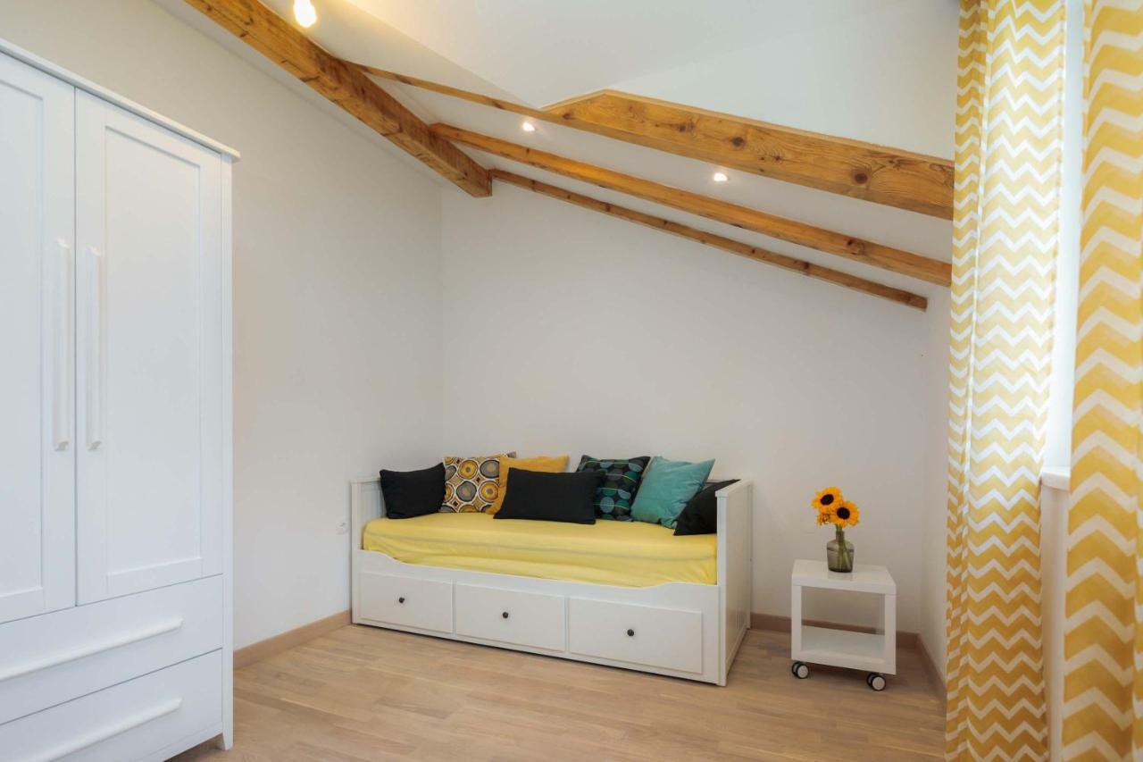 Otium Apartment Kaštela Екстериор снимка