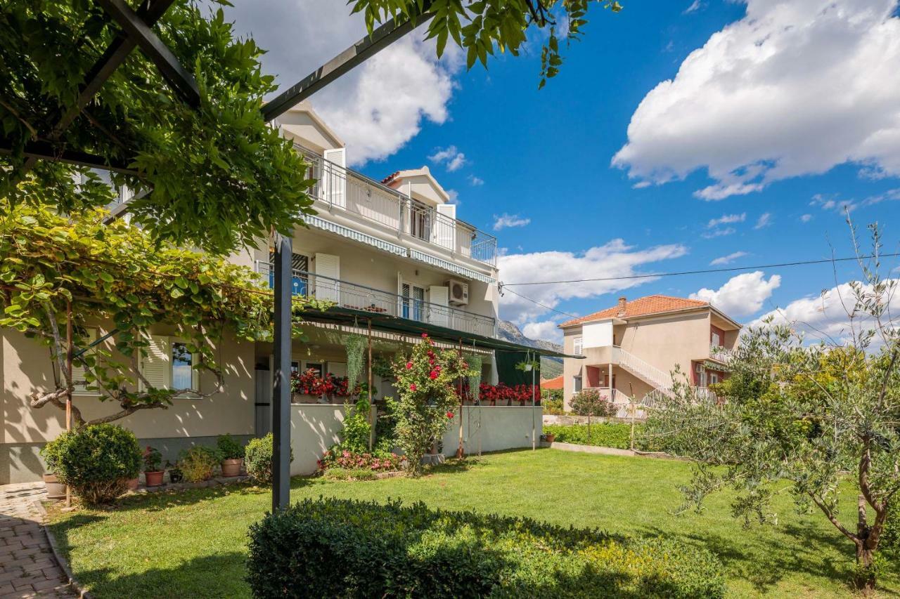 Otium Apartment Kaštela Екстериор снимка